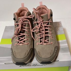EDDIE BAUER BRAND NEW LIGHT WEIGHT HIKING BOOT